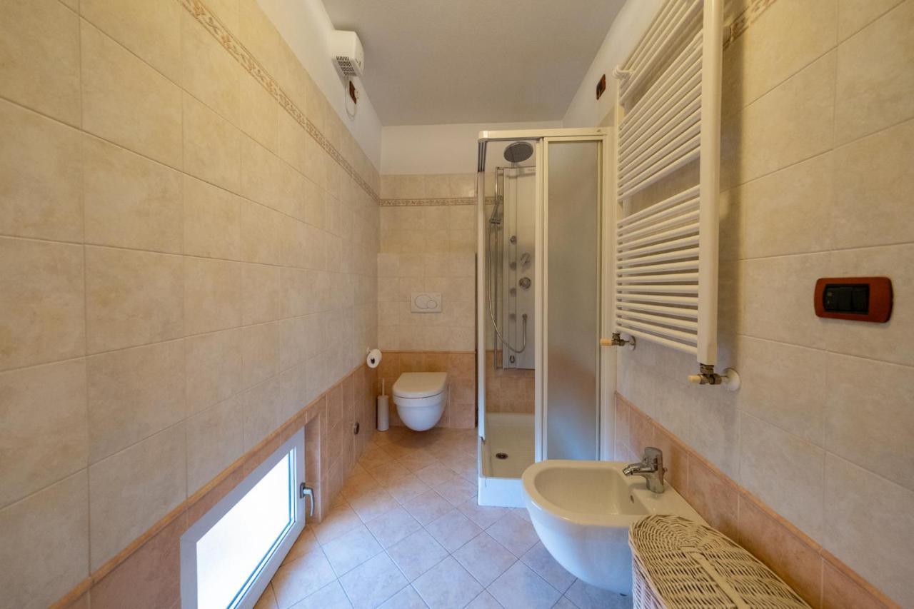 Apartmentsgarda - Baia Del Garda 5 Exterior photo